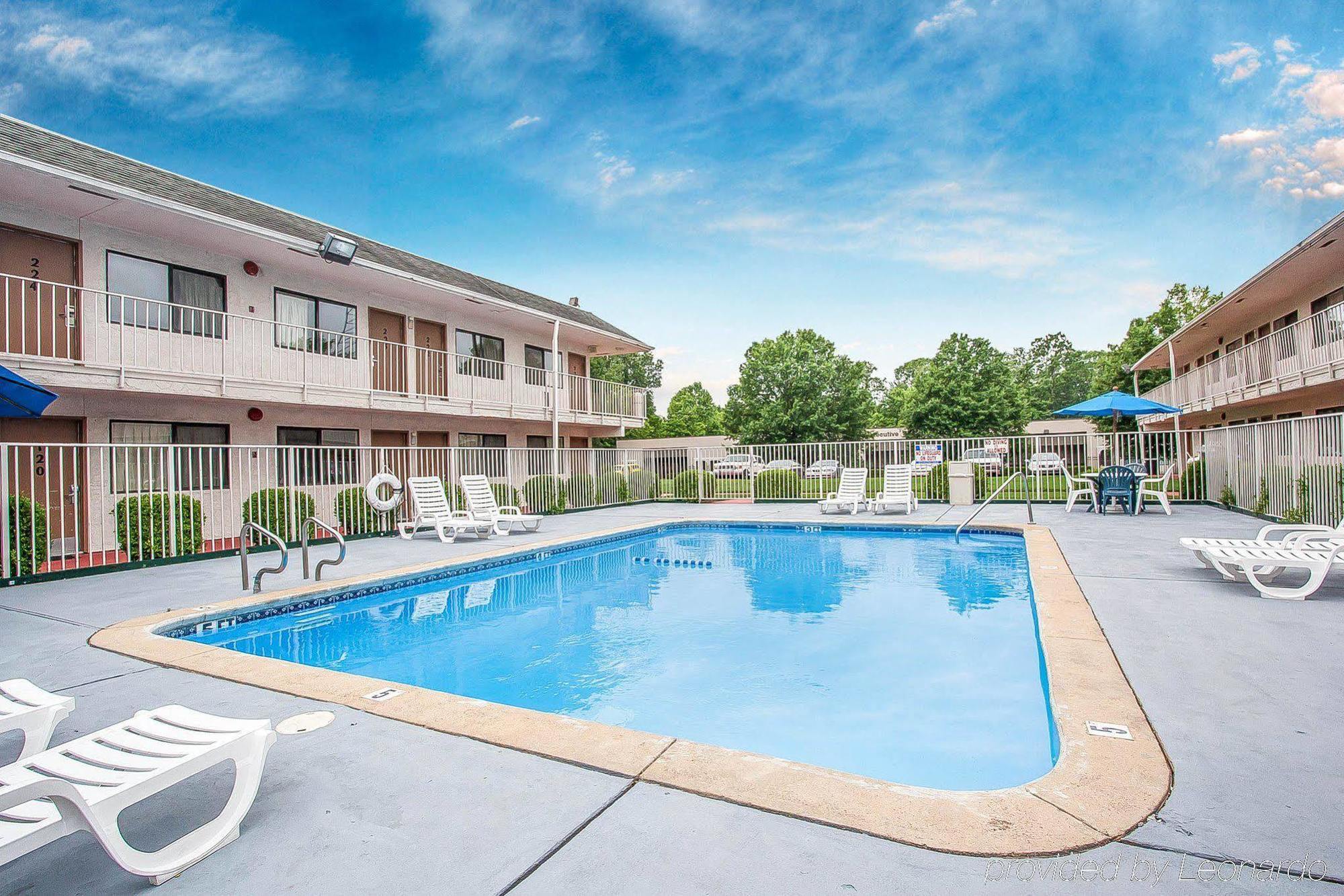 Rodeway Inn Memphis Exterior photo
