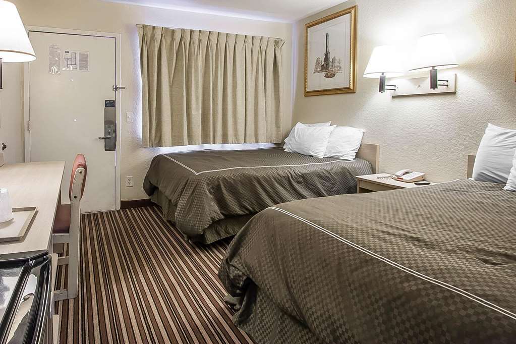 Rodeway Inn Memphis Room photo